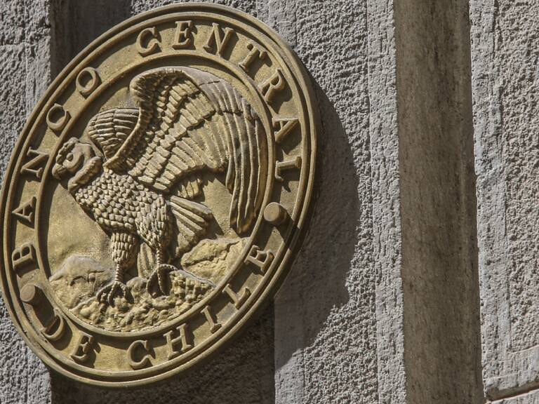 Banco Central decide mantener tasa de interés en 11,25%, pero advierte que la inflación «persiste en niveles elevados»