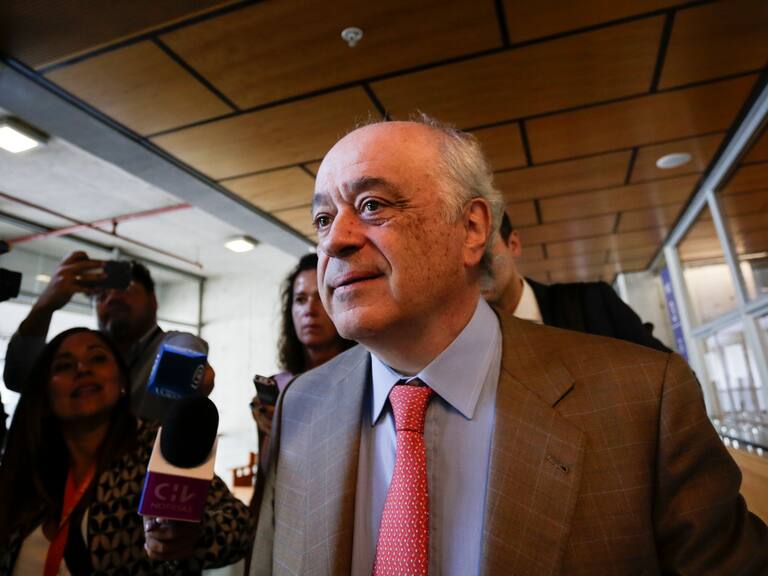 Condenan a exjefe de Oncología de la Clínica Las Condes por dos casos de abuso sexual reiterado contra pacientes