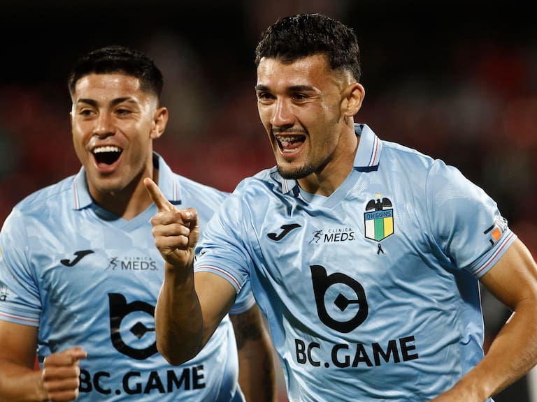 ¡Lo celebró todo Rancagua! Arnaldo Castillo abrió la cuenta para O’Higgins con este cabezazo