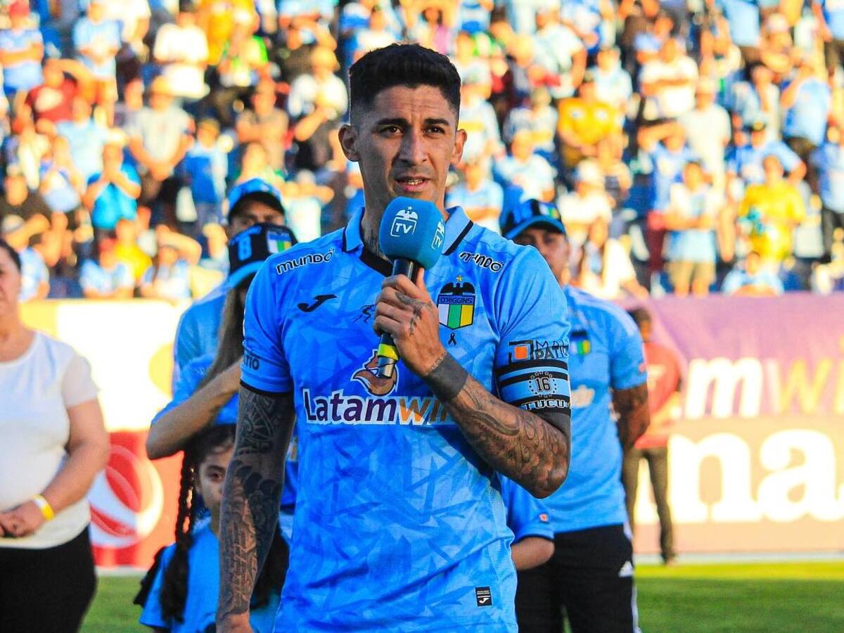 “No he traicionado a O’Higgins”: “Tucu” Hernández le explica a hinchas rancagüinos su fichaje en San Martín de Tucumán