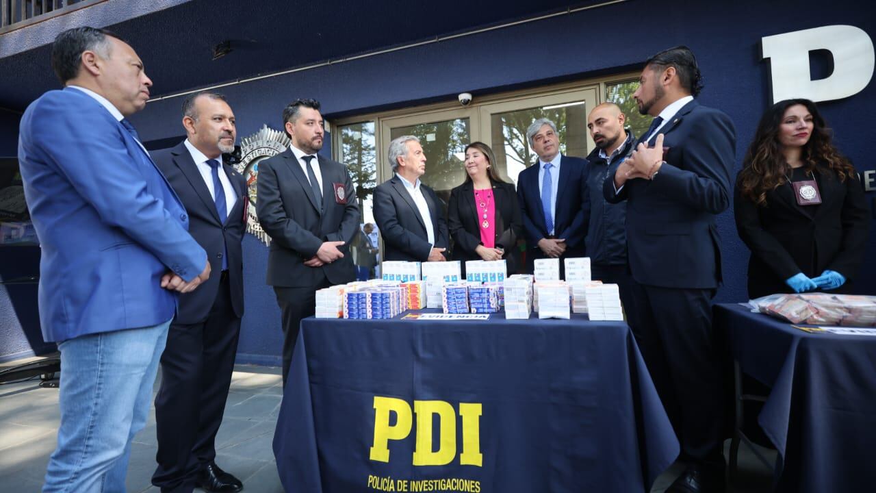 Fiscalía y PDI incautan 50 toneladas de fármacos ilegales