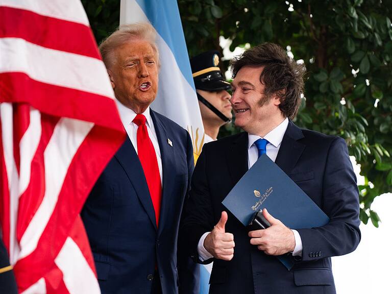 Trump blinda a Milei: Estados Unidos prepara nueva línea de crédito por US$20.000 millones y acelera compras de pesos