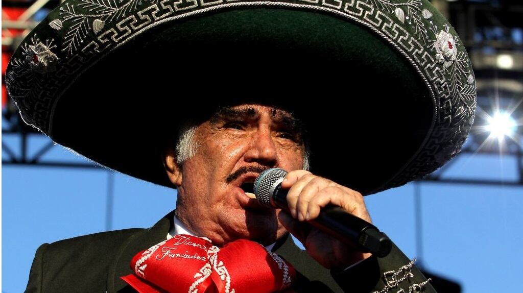 Vicente Fernández: Mundo del espectáculo llora la muerte del cantante | Getty Images