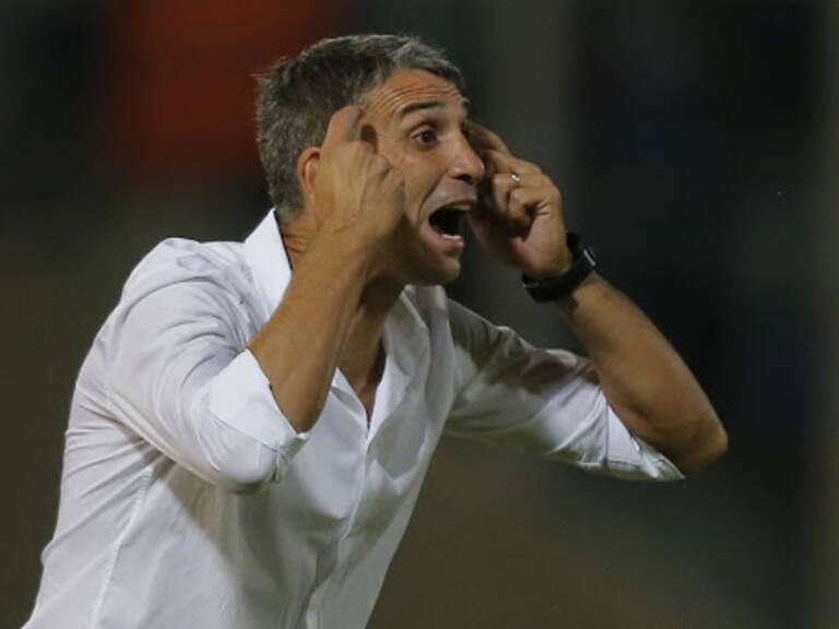 Juan Pablo Vojvoda dejó de ser el técnico de Unión La Calera