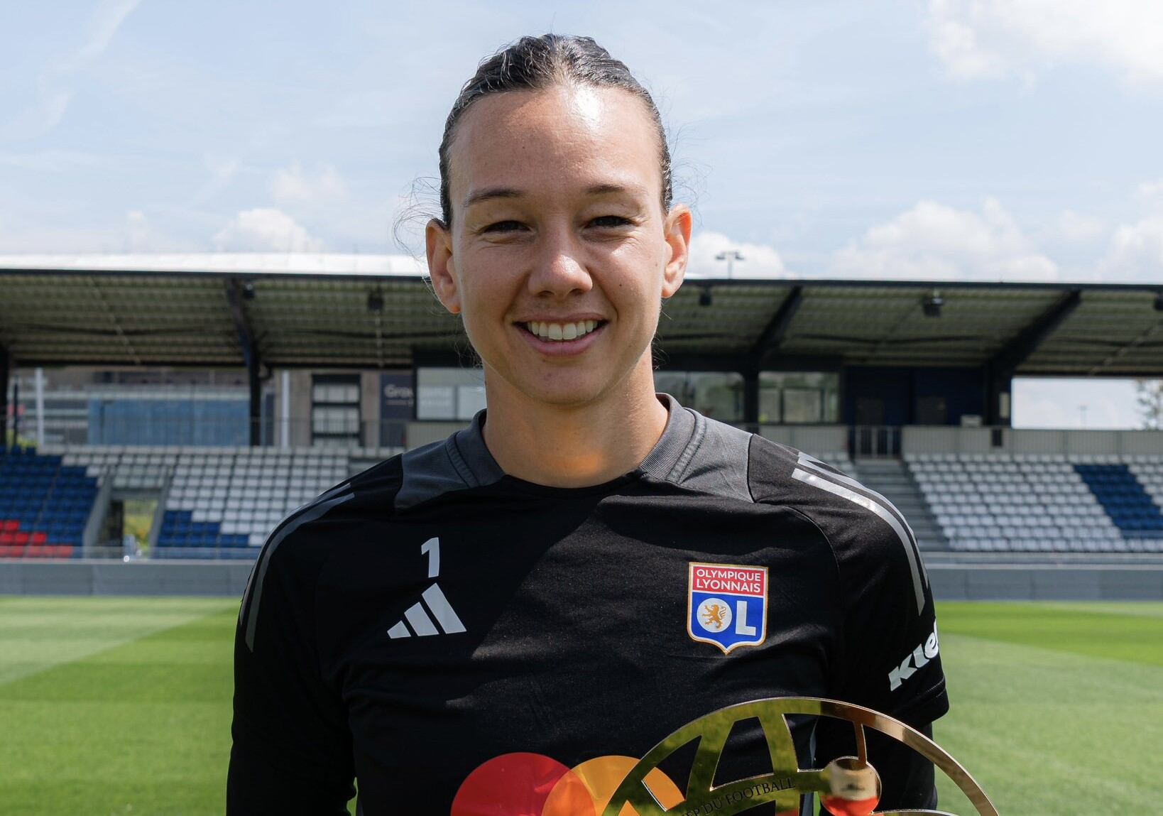 Tiane Endler ganó el tetracampeonato del fútbol femenino francés
