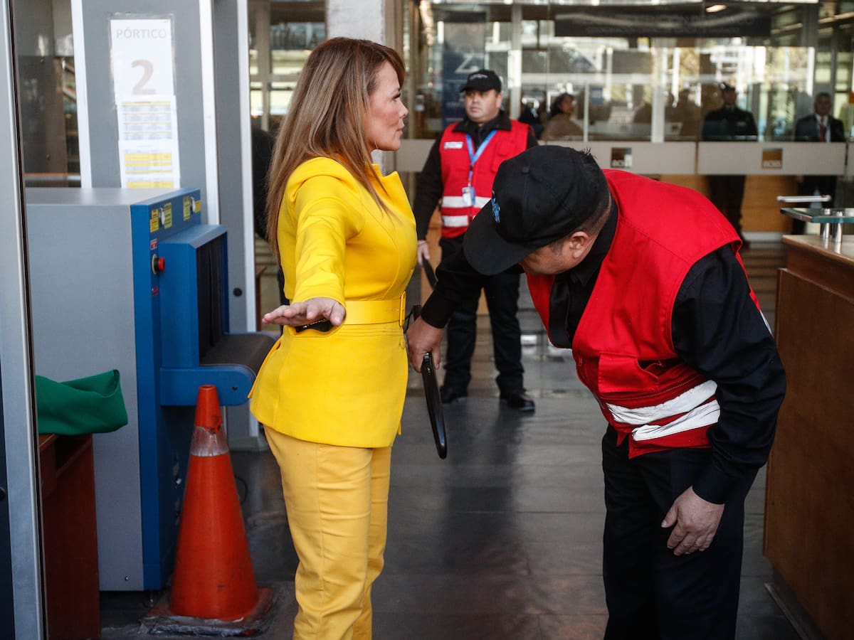 Cathy Barriga seguirá cumpliendo cautelares en libertad tras reformalización por nuevos delitos