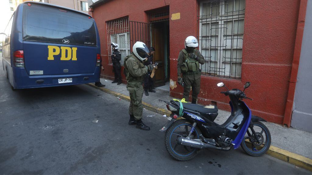 Desalojo, toma, estación central, 1024x576 jpg ok