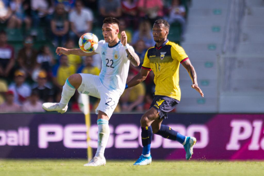 Lautaro Martínez en un partido Argentina-Ecuador