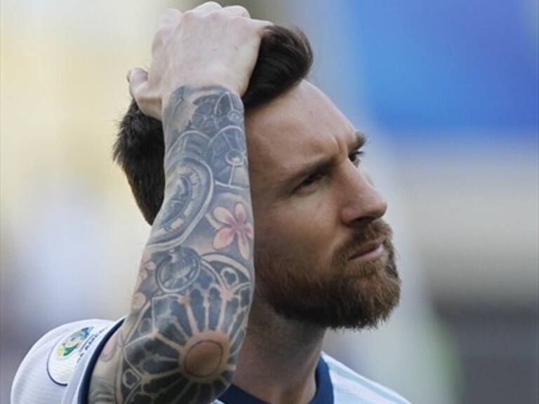 El Reggae de Messi: Una compilación de los reclamos por el arbitraje a Argentina