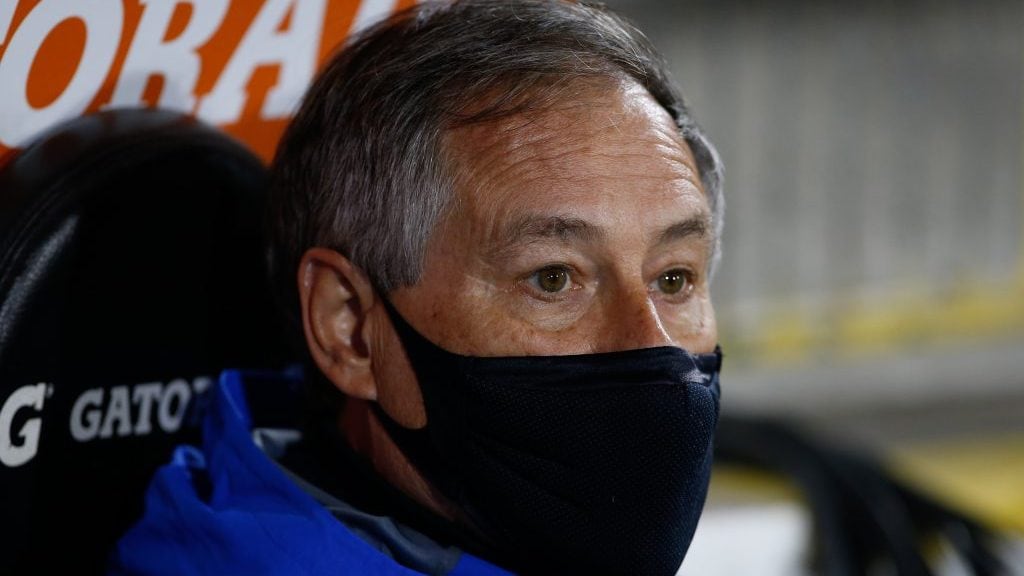 22 de Noviembre del 2020/SANTIAGOEl Director Técnico de Universidad Católica Ariel Holan() ,durante el partido valido por la Vigésima fecha del Campeonato Nacional AFP PlanVital 2020, entre Universidad Católica vs Deportes Antofagasta, disputado en el Estadio San Carlos de Apoquindo.
FOTO:FRANCISCO LONGA/AGENCIAUNO