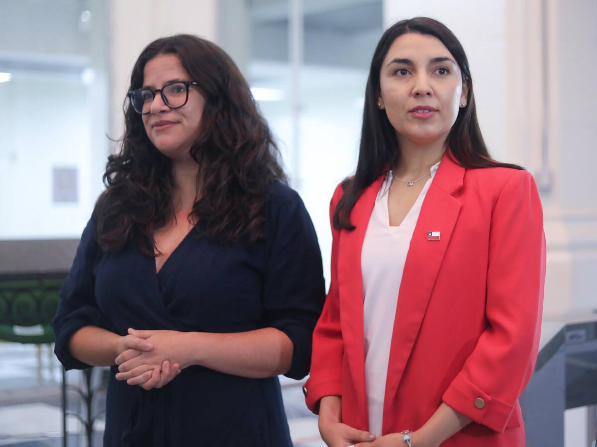 Futura ministra de la Mujer se reúne con Antonia Orellana y responde a críticas: “Desde el 11 de marzo podrán evaluar”