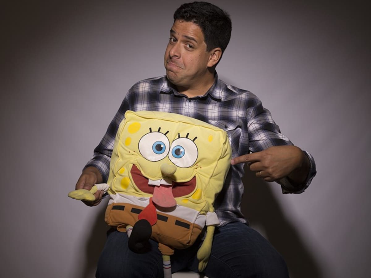 Actor de voz de Bob Esponja llega a Chile con Kakahuates Rock