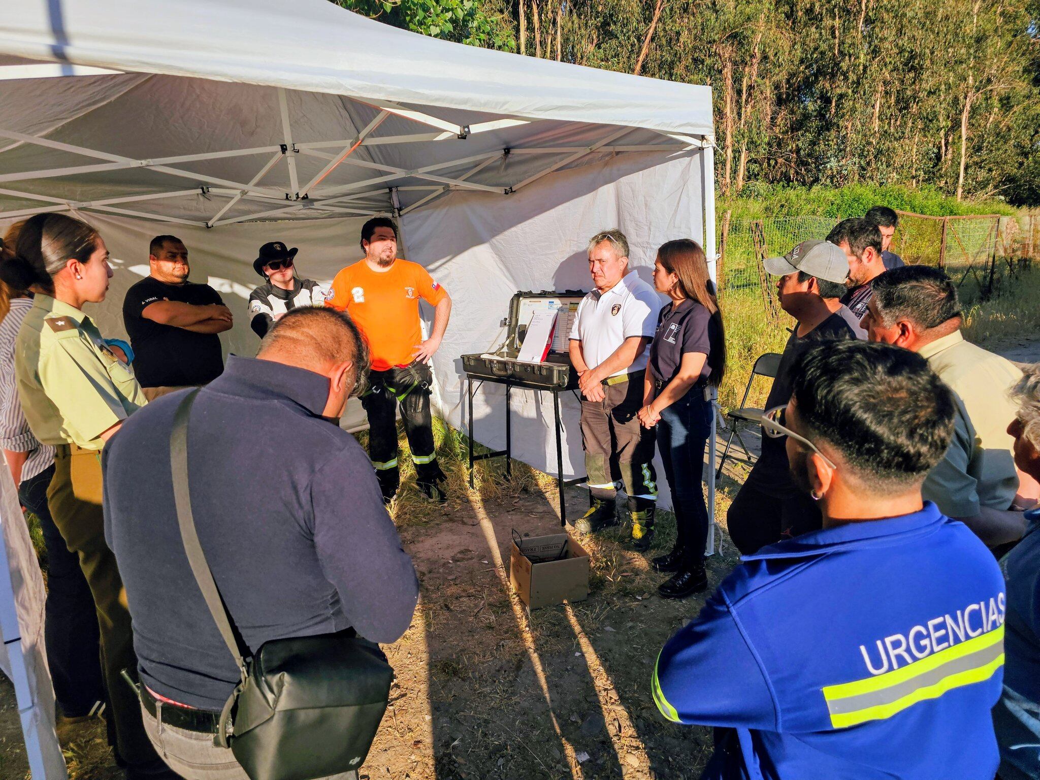 Adolescente de 14 años desaparece tras lanzarse al río en Isla de Maipo