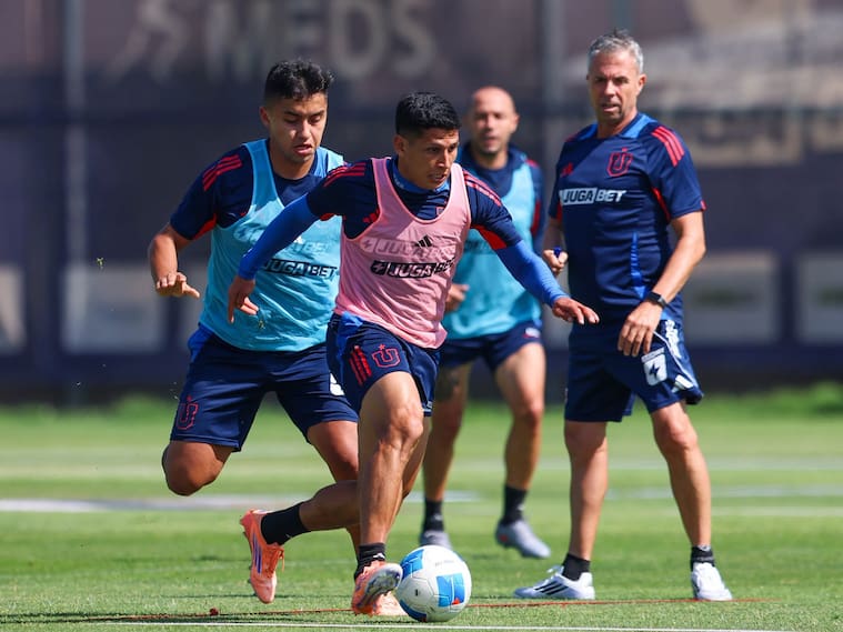 Universidad de Chile entrenando
