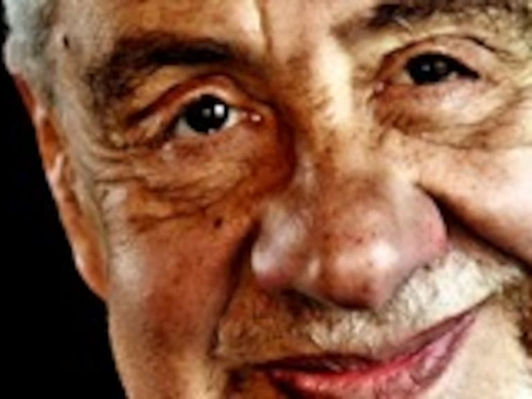 Julio Yung: Egon Wolff tenía que estar entre los cinco grandes de la dramaturgia chilena