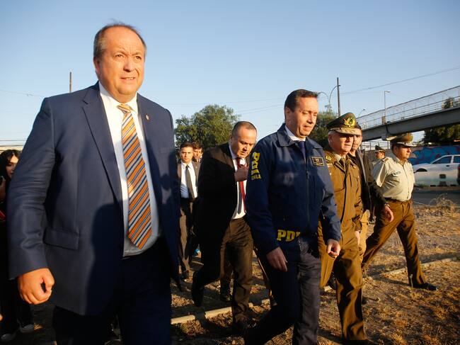 Agencia UNO | El fiscal nacional, Ángel Valencia, junto a otros altos mandos de la PDI, Carabineros y Gendarmería