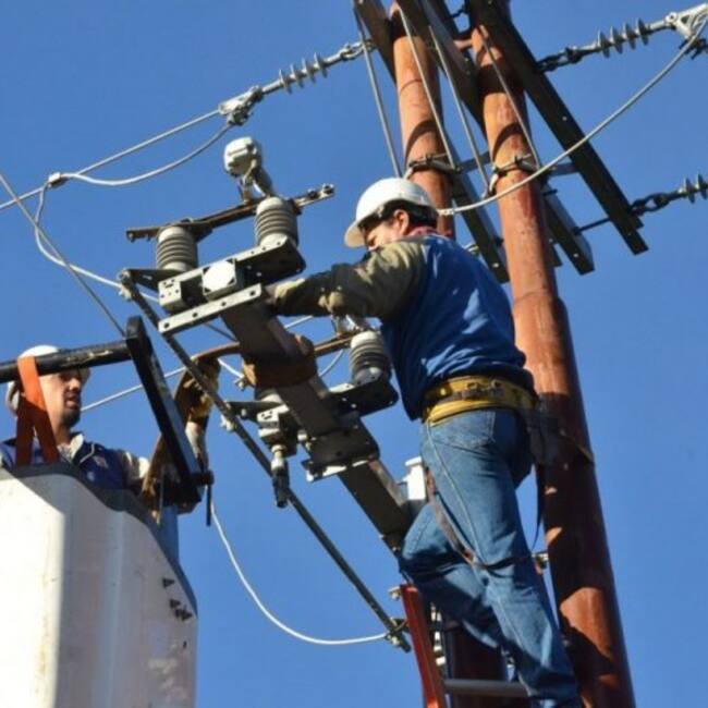 Corte de luz en Santiago: más de 280 mil clientes se encuentran con problemas en el suministro eléctrico