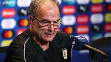 “No lo olvido…”: Marcelo Bielsa recuerda a Chile en la previa del duelo entre Uruguay y Colombia por Copa América