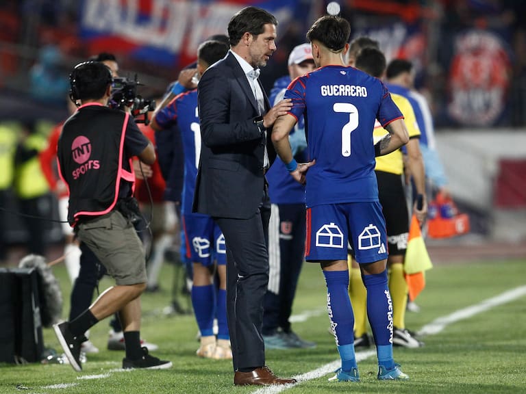 “Necesito de todos”: Gago justifica ausencia de un refuerzo en los últimos partidos de la U