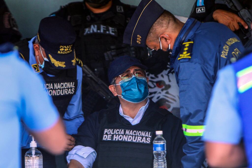 El expresidente hondureño Juan Orlando Hernandez durante su detención