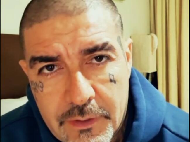 Dj Méndez critica a los medios de comunicación tras mediatizar la muerte de Claudio Valdés.