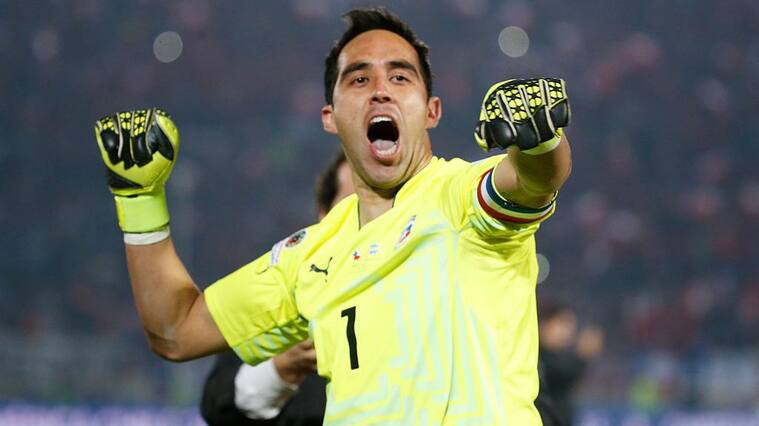 SANTIAGO, CHILE - JULY 04: Claudio Bravo of Chile celebrates after winning the 2015 Copa America Chile Final match between Chile and Argentina at Nacional Stadium on July 04, 2015 in Santiago, Chile. (Photo by Gabriel Rossi/LatinContent via Getty Images)
