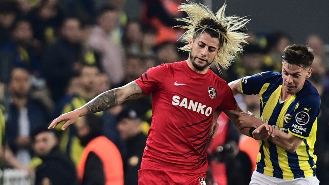 Ángelo Sagal le dice adiós a Turquía y tendrá nuevo desafío en el fútbol europeo