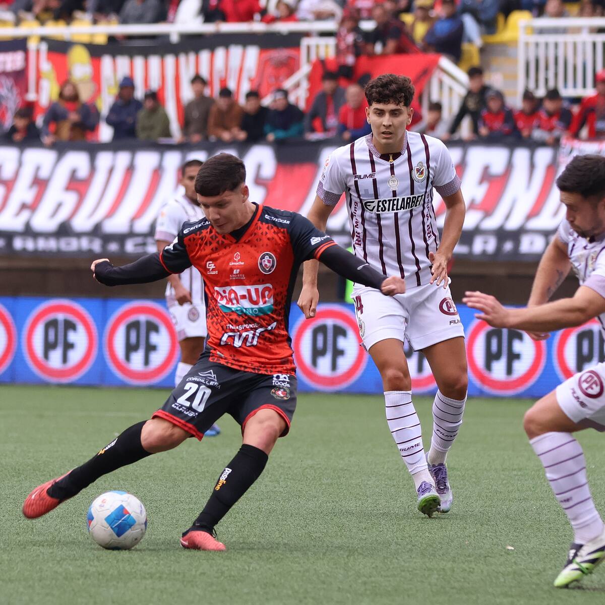 Vuelco total: exseleccionado chileno desistiría de trabajar en Perú para dirigir a un elenco de Primera División