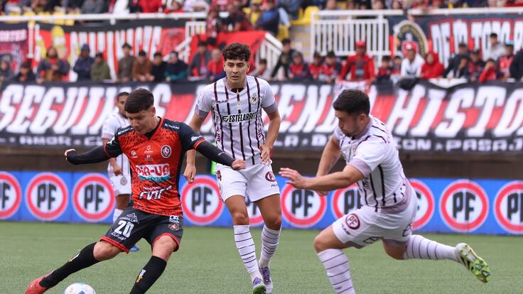 Vuelco total: exseleccionado chileno desistiría de trabajar en Perú para dirigir a un elenco de Primera División