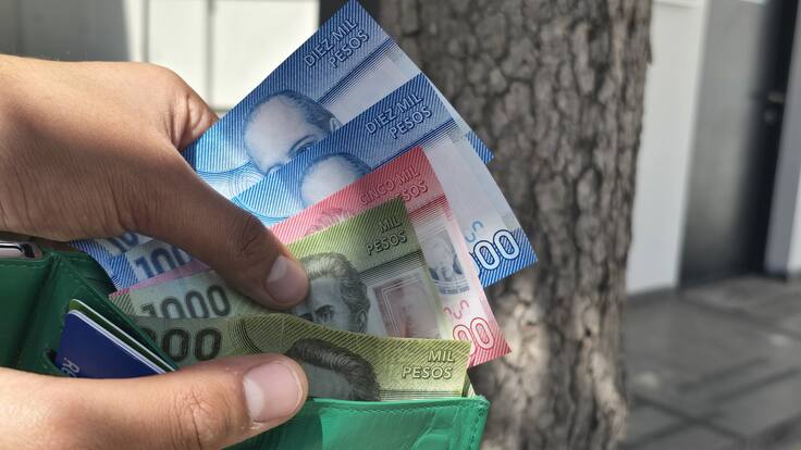 Todos los multifondos de pensiones cierran febrero con números azules por alza del dólar
