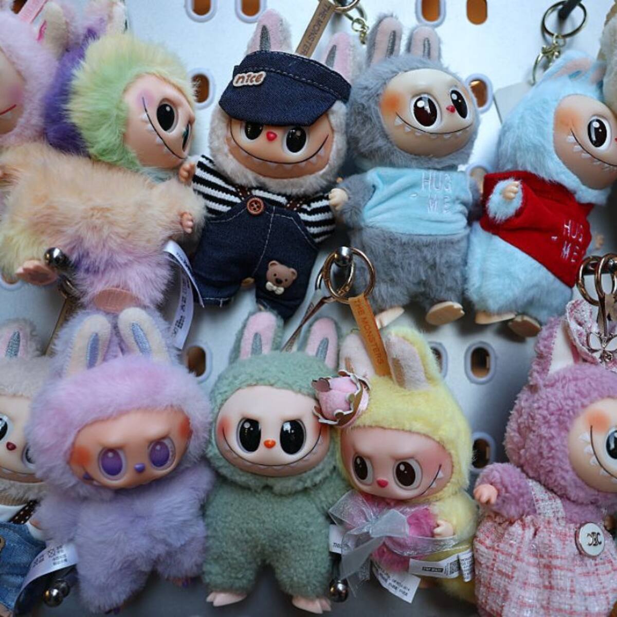 Realizan masiva incautación de peluches “Labubu” falsos: fueron avaluados en casi $840 millones