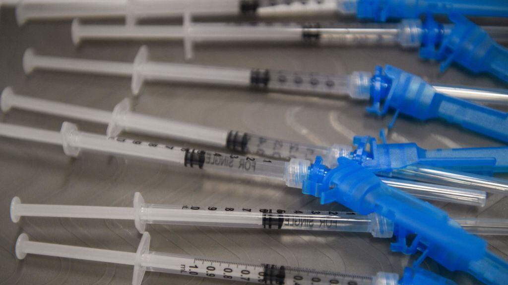Un grupo de vacunas contra el coronavirus Covid-19