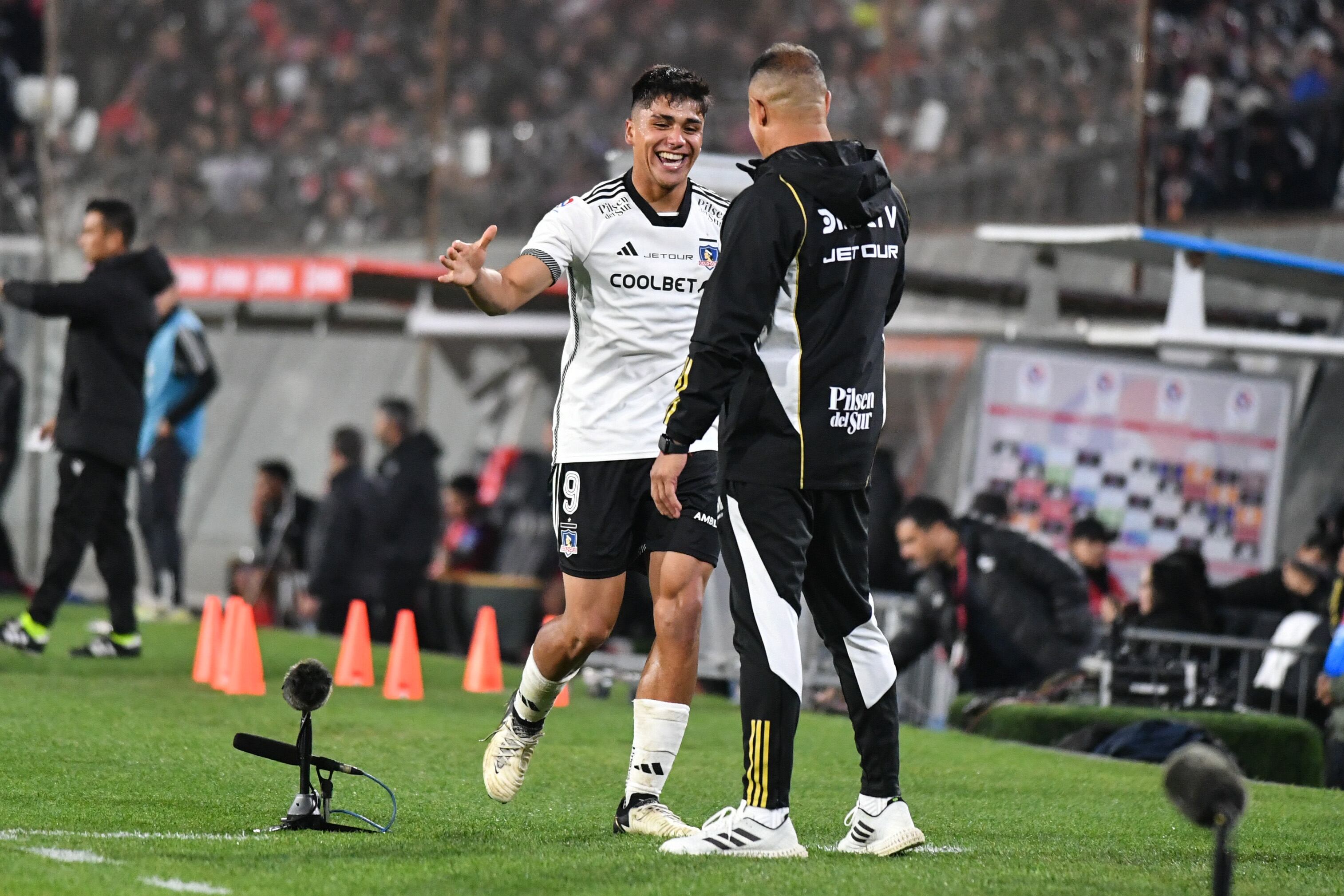 Jorge Almirón valoró el partido de Damián Pizarro ante Calera | Agencia Uno