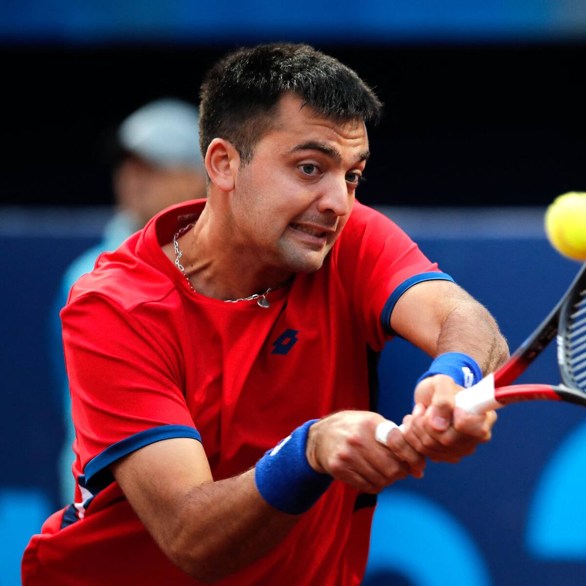 Tomás Barrios sufre en su regreso al circuito: dijo adiós a Roland Garros tras caer en la primera ronda de la qualy
