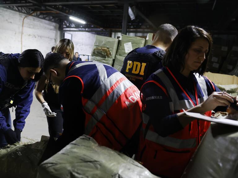 Incautan productos falsificados avaluados en más $5 mil millones desde bodega en Cerrillos