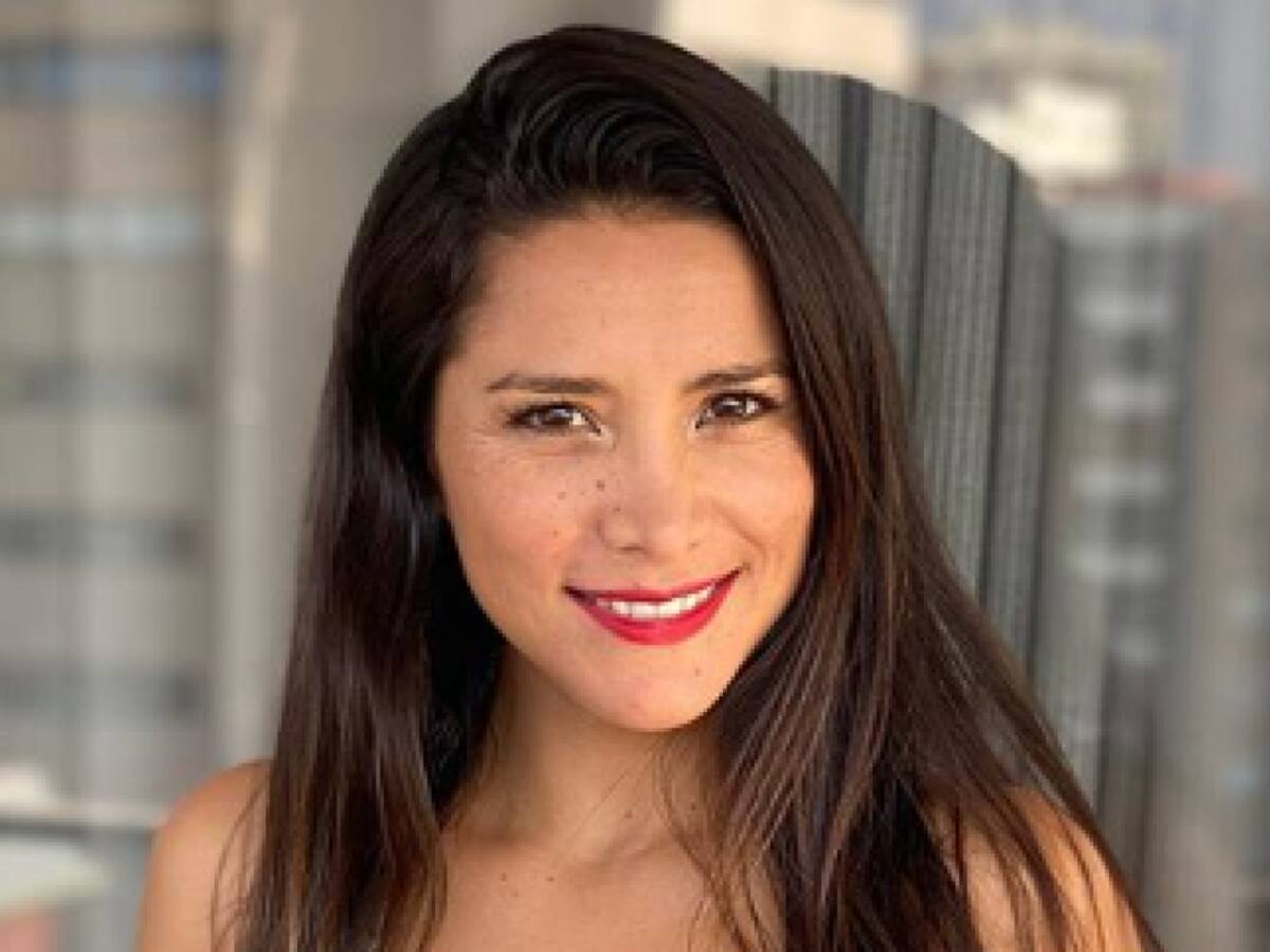 «Demasiado regia»: Loreto Aravena se llenó de halagos con fotografía en la que posa semidesnuda