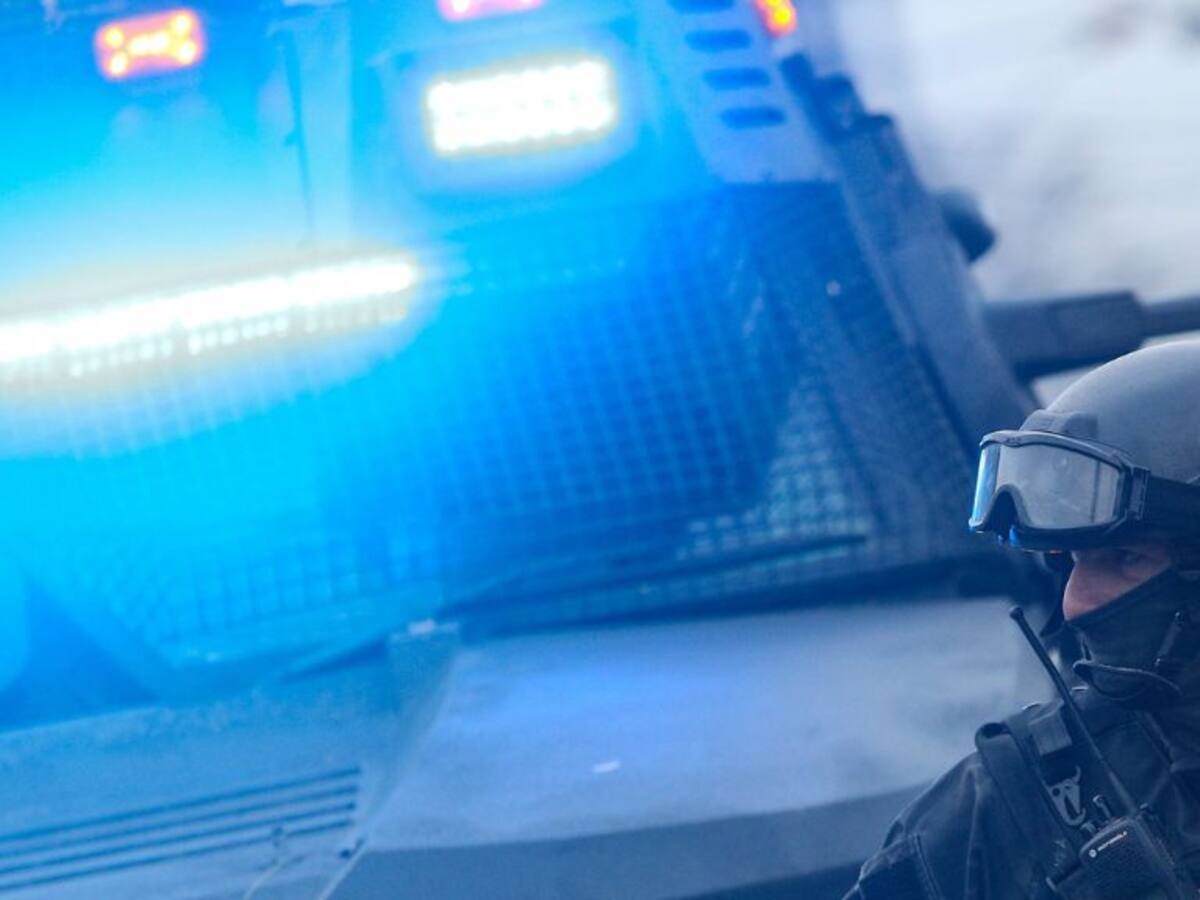 Muerte en Alto Hospicio: PDI investiga hallazgo de cadáver con lesiones de arma cortante e impactos de bala