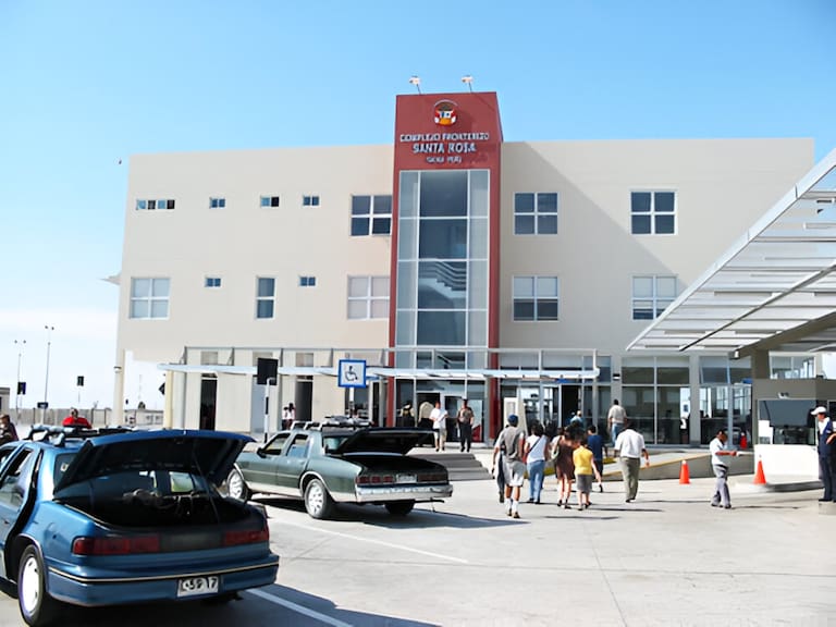Complejo Fronterizo Santa Rosa, en Tacna