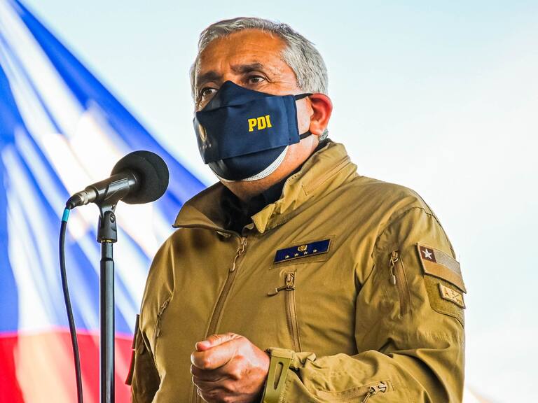 7 DE ENERO 2021 / TEMUCODirector General de la PDI Hector Espinosa y el Subsecretario del Interior, Juan Francisco Galli, llegan hasta La Araucanía por muerte de policía durante allanamiento de la comunidad Temucuicui y el asesinato de agricultor en zona rural de Victoria.
FOTO: MARCOS MALDONADO / AGENCIAUNO