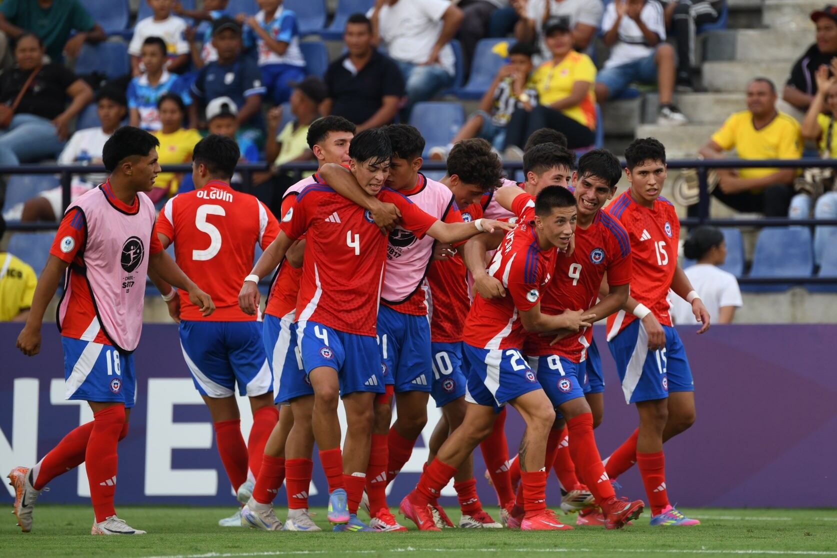 @LaRoja