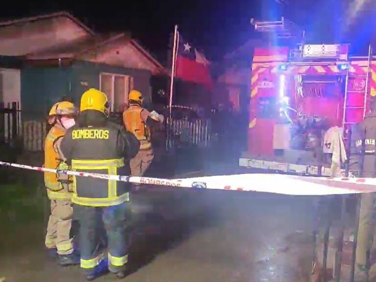 Madre e hija mueren en incendio en Frutillar: cuerpos presentan lesiones atribuibles a terceros