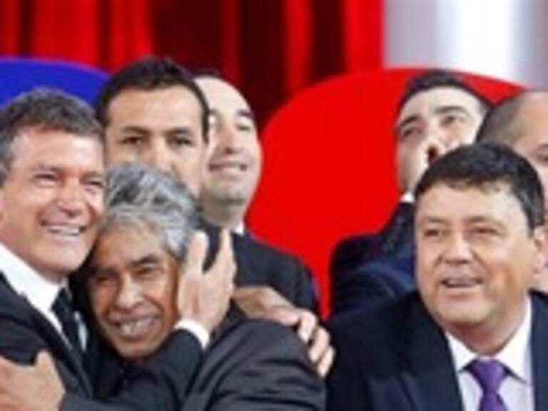 Antonio Banderas publicó poema dedicado a los mineros de San José