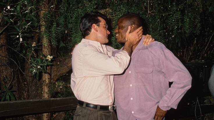 Fue el actor de TV mejor pagado, abusó de las drogas y hoy revela su bisexualidad: “He terminado de esconderme”