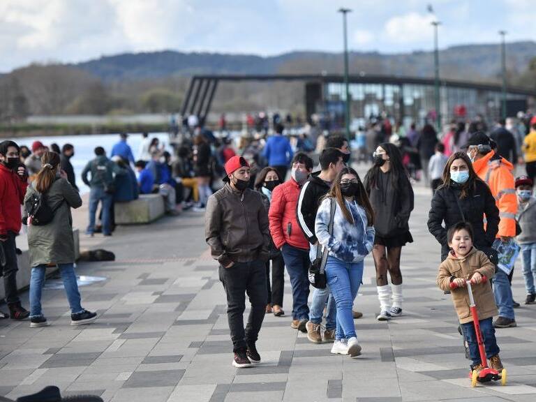 18 SEPTIEMBRE DE 2021 / VALDIVIAGran afluencia de turistas en estas fiestas patrias en la ciudad.
FOTO.MIGUEL ANGEL BUSTOS / AGENCIA UNOs