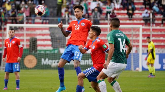Con Erick Pulgar integrado, Chile realiza su último entrenamiento para enfrentar a Uruguay