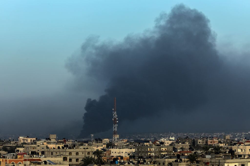 La Franja de Gaza sufre el aumento de los ataques aéreos de las fuerzas armadas de Israel, cuando ya dio muerte a más de 23.000 palestinos en el enclave.