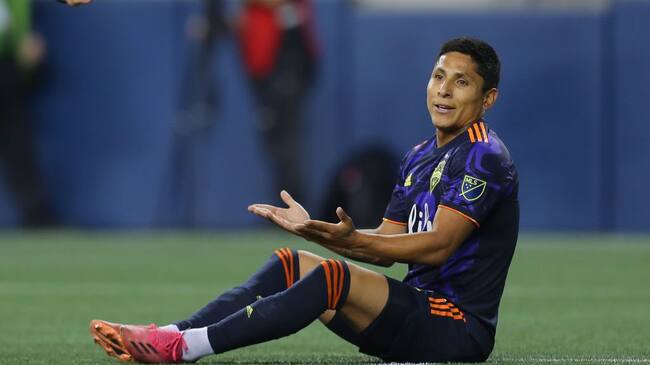 Raúl Ruidíaz salió lesionado en la MLS y es duda en Perú para recibir a Chile