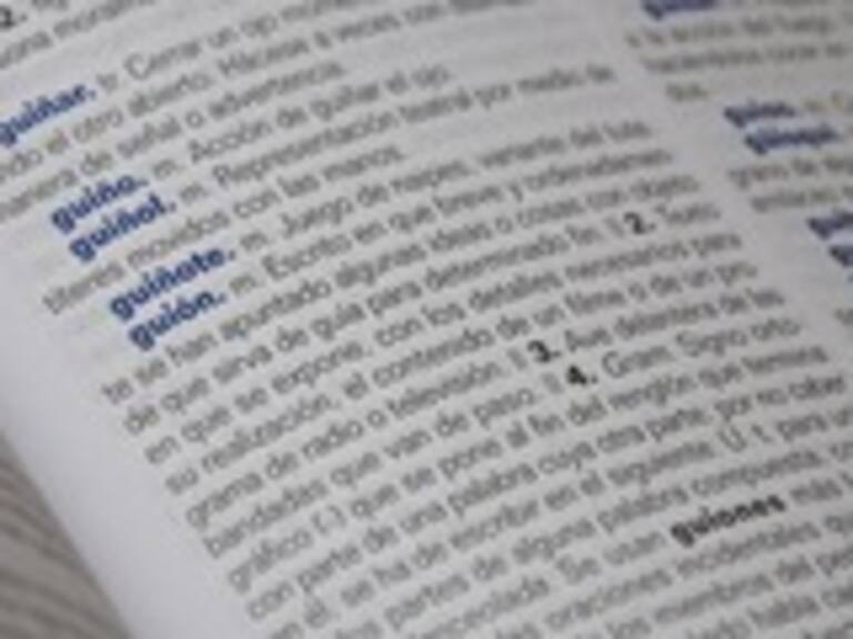 «Bizarro» es la segunda palabra más buscada en la RAE, y quizás no sabes qué significa