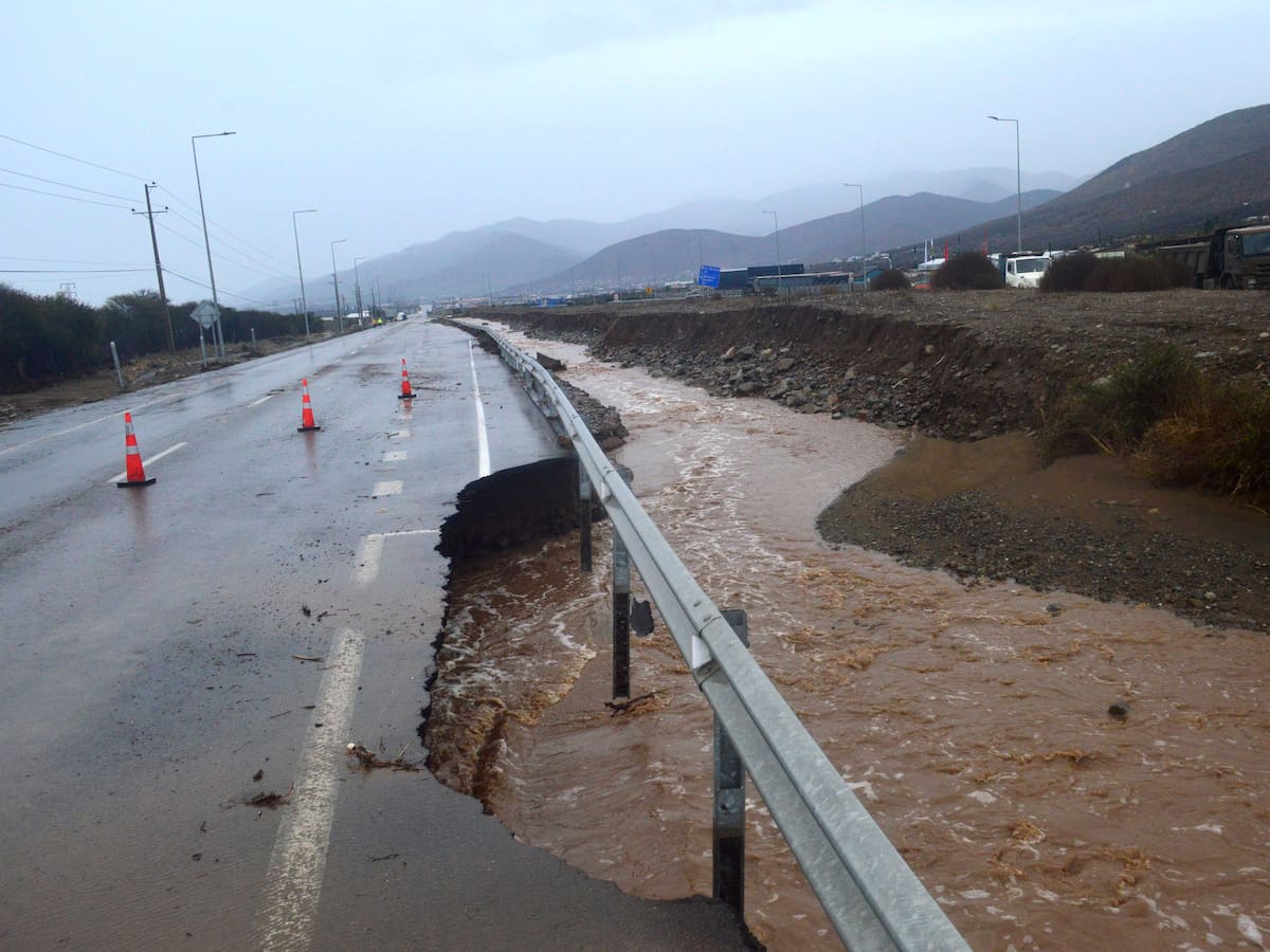 Sistema frontal en Chile: Gobierno anuncia Estado de Catástrofe en Coquimbo y Huasco