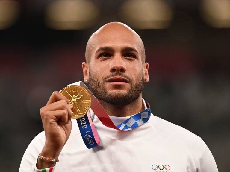 Italiano Lamont Marcell Jacobs es cuestionado por su triunfo en los cien metros planos olímpicos